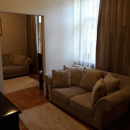 Dvorac Fantast Bečej Exterior foto